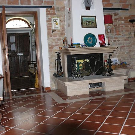 Bed&Breakfast Giardino Agritourist Controguerra エクステリア 写真