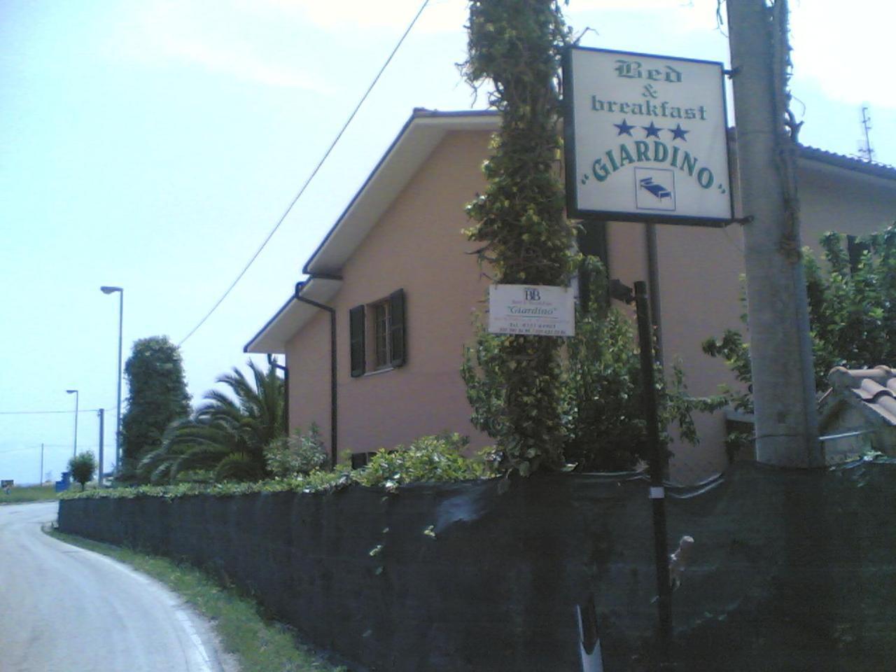 Bed&Breakfast Giardino Agritourist Controguerra エクステリア 写真